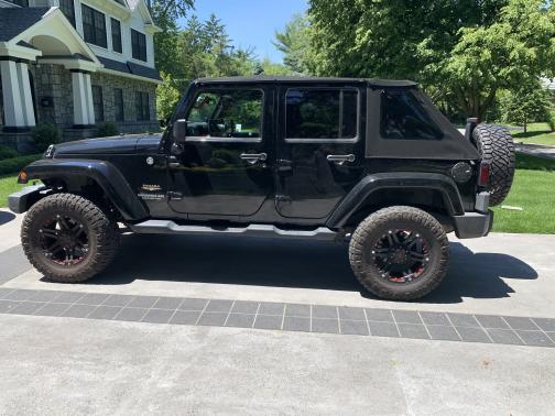 2012 Jeep Wrangler Unlimited Sahara