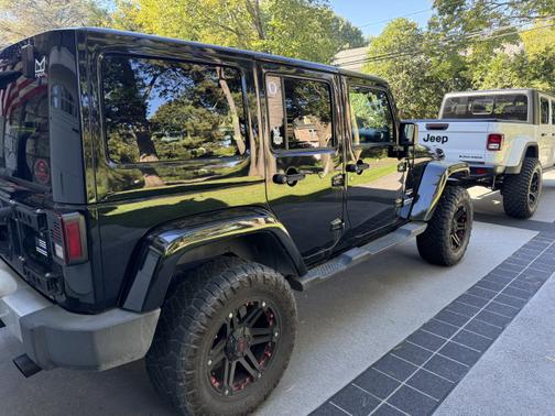 2012 Jeep Wrangler Unlimited Sahara