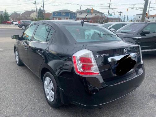 2010 Nissan Sentra 2
