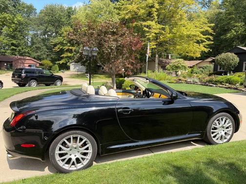 Black 2004 Lexus SC 430 Base