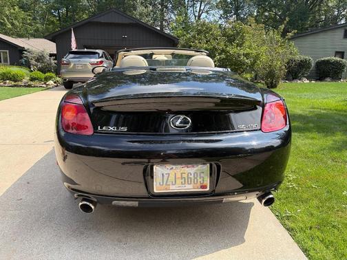 Black 2004 Lexus SC 430 Base