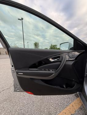 Silver 2016 Hyundai Azera Limited