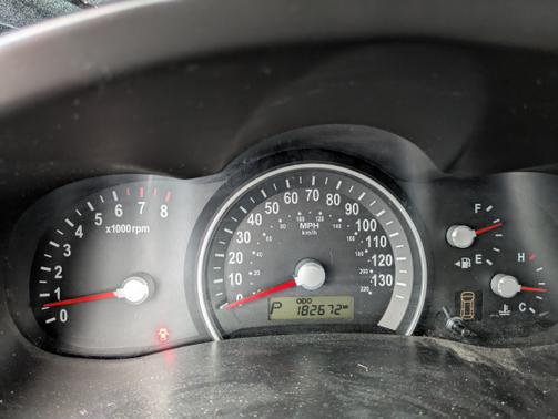 2008 Kia Sedona Base