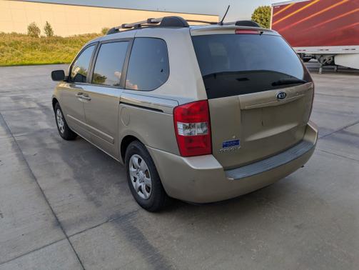 2008 Kia Sedona Base