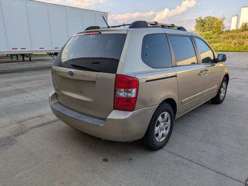 2008 Kia Sedona Base