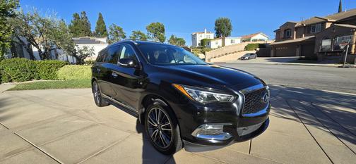 2019 INFINITI QX60 LUXE