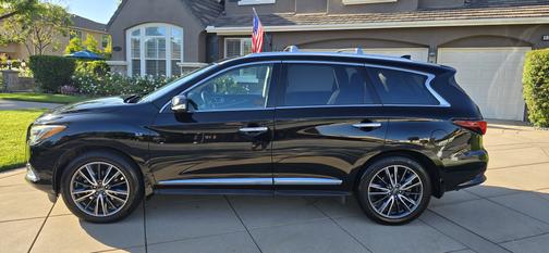 2019 INFINITI QX60 LUXE