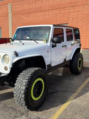 White 2017 Jeep Wrangler Unlimited Sport