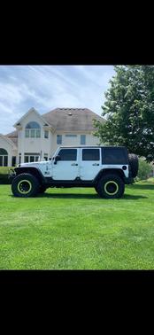 White 2017 Jeep Wrangler Unlimited Sport