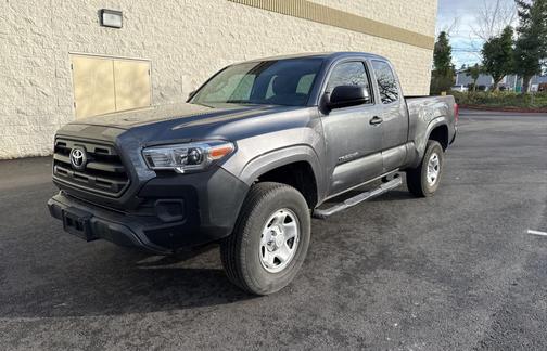 2017 Toyota Tacoma SR5