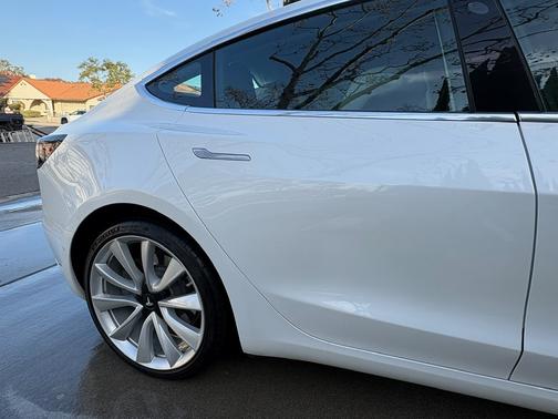 2019 Tesla Model 3 Standard Range Plus