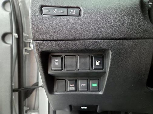 Silver 2018 Nissan Rogue S