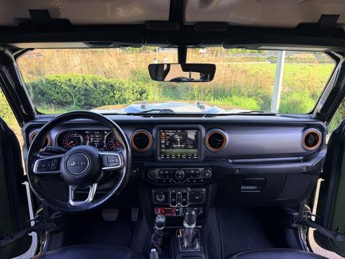 Green 2021 Jeep Gladiator Mojave