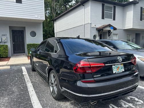 2019 Volkswagen Passat 2.0T SE R-Line