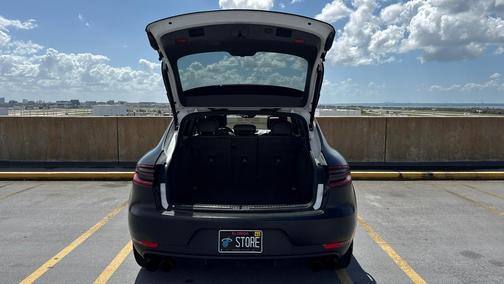 Black 2016 Porsche Macan Macan S