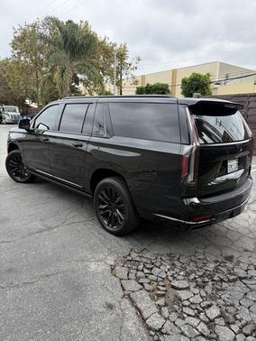 2023 Cadillac Escalade ESV Sport