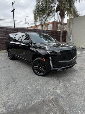 2023 Cadillac Escalade ESV Sport