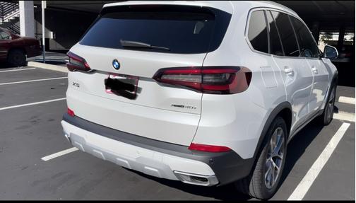 White 2023 BMW X5 xDrive40i