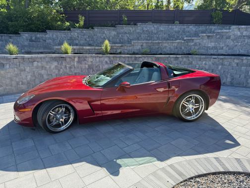 2006 Chevrolet Corvette Base