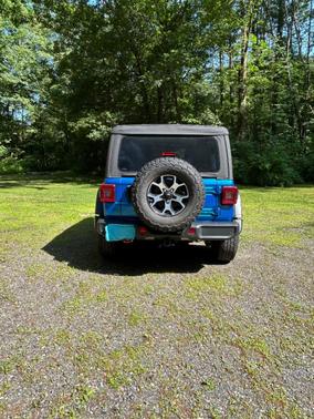 Blue 2021 Jeep Wrangler Unlimited Rubicon