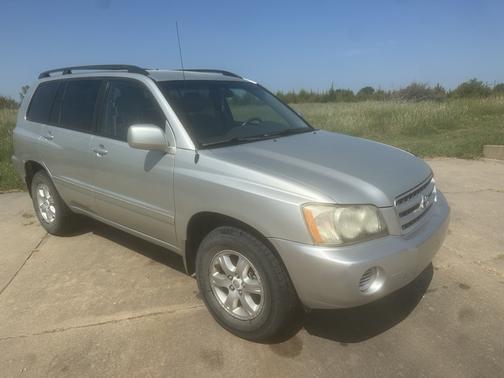 2003 Toyota Highlander Base