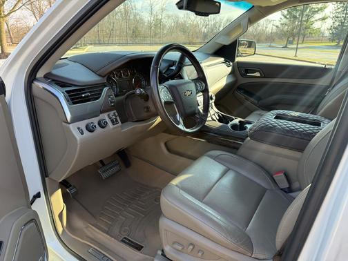 White 2019 Chevrolet Tahoe LT