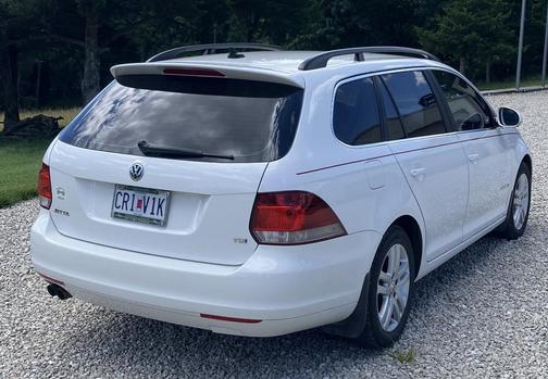 White 2013 Volkswagen Jetta SportWagen TDI