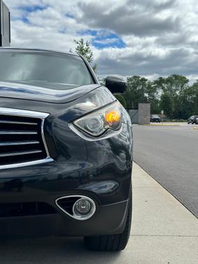 Black 2014 INFINITI QX70 Base