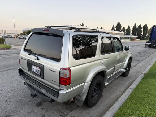 1999 Toyota 4Runner Limited