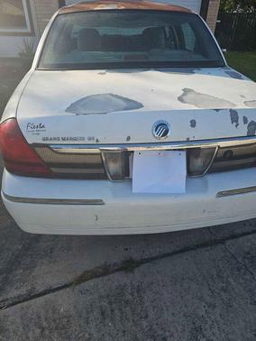 White 2006 Mercury Grand Marquis GS