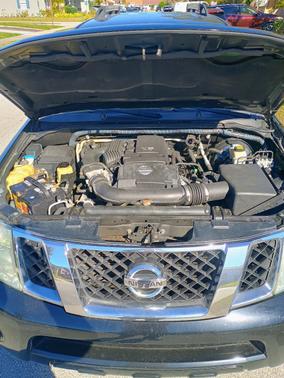 2011 Nissan Pathfinder SV