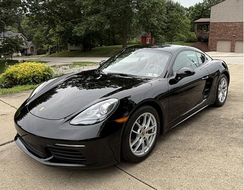 2017 Porsche 718 Cayman Base