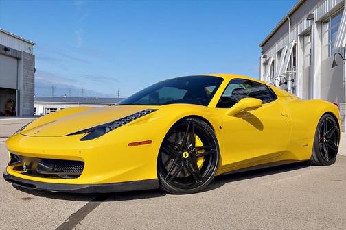 Yellow 2013 Ferrari 458 Spider Base