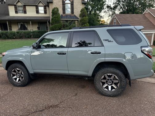 2023 Toyota 4Runner TRD Off Road Premium