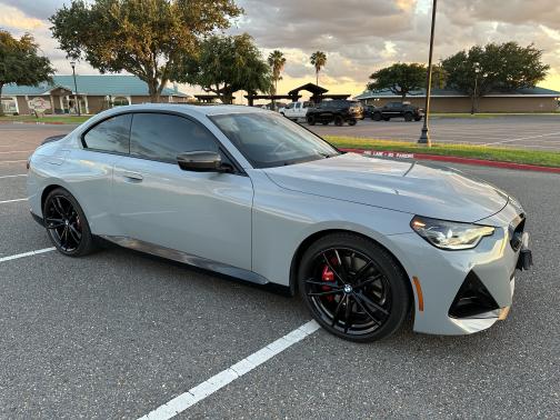 2024 BMW 230 i