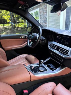 Black 2022 BMW X5 sDrive40i