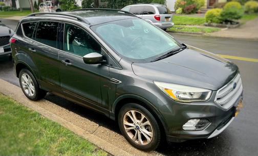 Gray 2018 Ford Escape SE