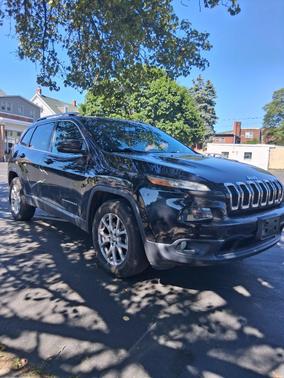 Black 2014 Jeep Cherokee Latitude