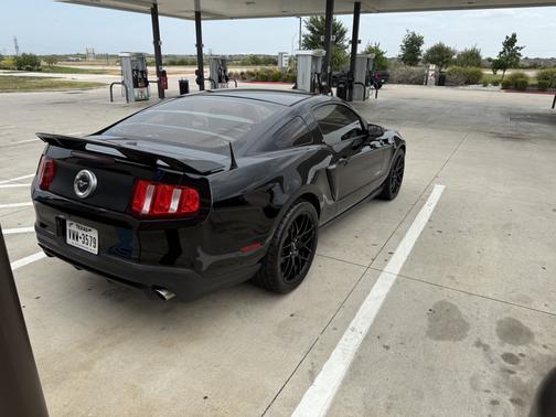 2012 Ford Mustang GT Premium
