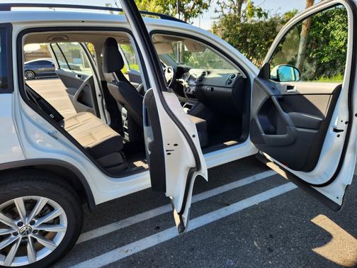 White 2017 Volkswagen Tiguan Limited 2.0T