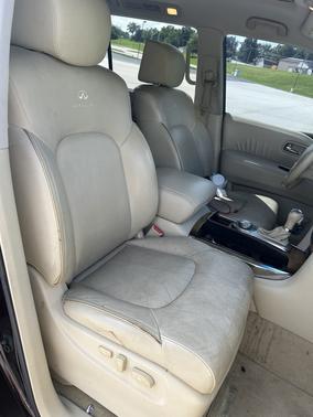 2012 INFINITI QX56 Base