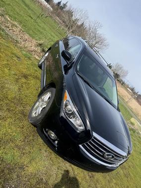 Black 2013 INFINITI JX35 Base