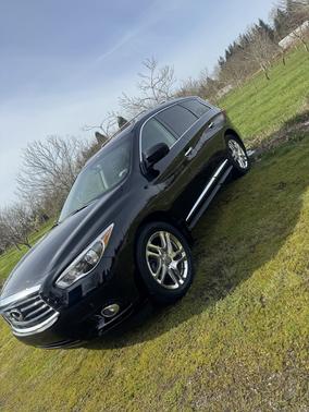 Black 2013 INFINITI JX35 Base