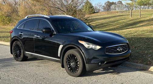 2011 INFINITI FX35 Base