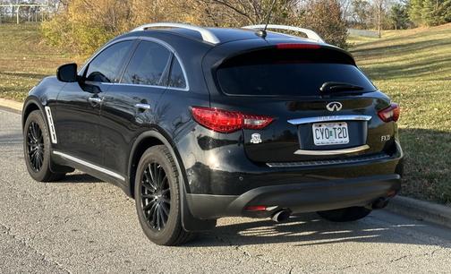 2011 INFINITI FX35 Base