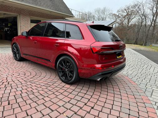 Red 2022 Audi SQ7 4.0T Premium Plus