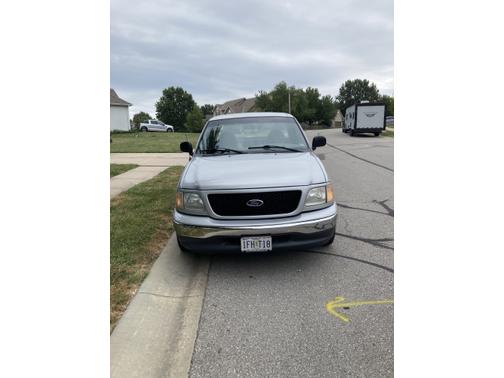 2000 Ford F-150 XL
