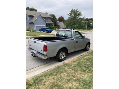 2000 Ford F-150 XL