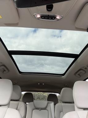 2019 Volvo XC90 T6 Momentum