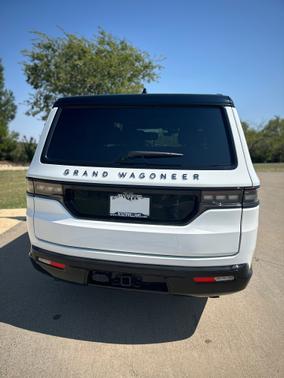2025 Jeep Grand Wagoneer L Series III Obsidian